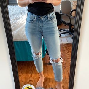 American Eagle Ripped Vintage High Rise Jeans